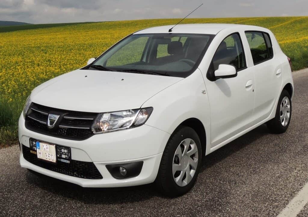 2014 Dacia Sandero Tire Pressure & Sizes | TirePressures.co